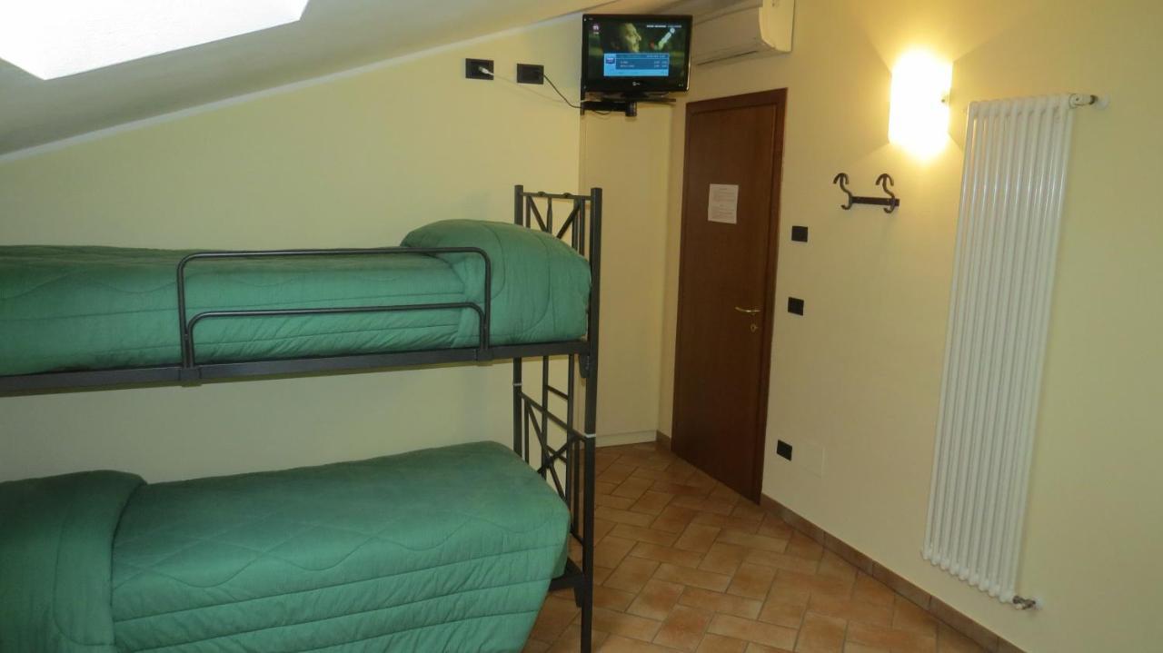Agriturismo La Staffa Валеджо сул Минчио Екстериор снимка